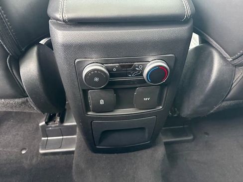 Used 2023 Ford Explorer XLT w/ Equipment Group 202A image 25