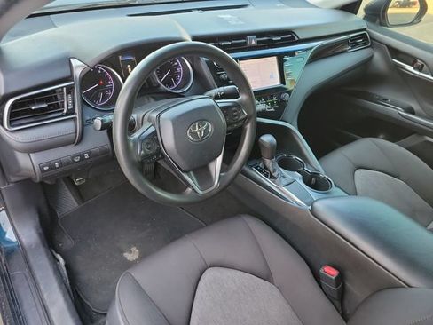 Used 2019 Toyota Camry LE FWD image 8