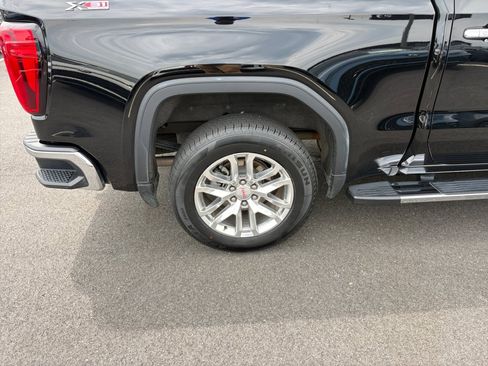 Used 2022 GMC Sierra 1500 SLT w/ SLT Premium Package AWD/4WD image 23