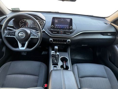 Used 2022 Nissan Altima 2.5 SV AWD/4WD image 13