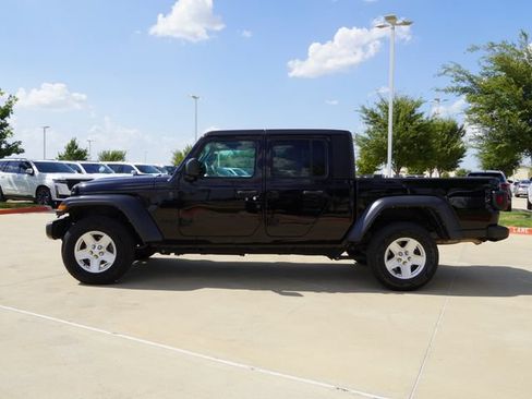 Used 2023 Jeep Gladiator Sport AWD/4WD image 6