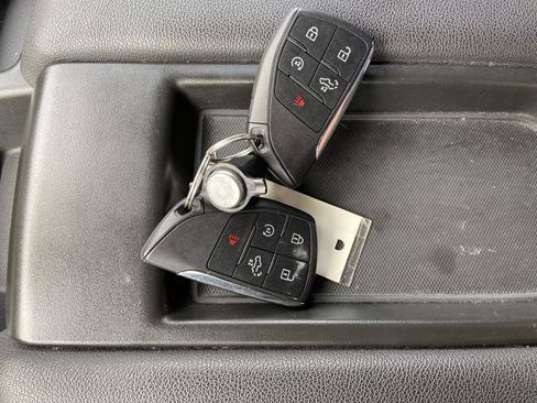 Used 2024 GMC Sierra 1500 Pro w/ Graphite Edition AWD/4WD image 38