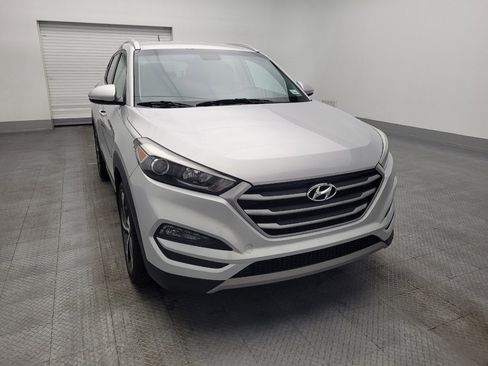 Used 2017 Hyundai Tucson Sport image 14