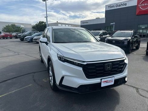 Used 2023 Honda CR-V EX-L image 3