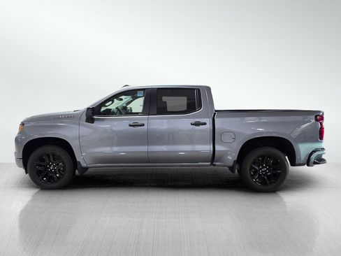 Used 2024 Chevrolet Silverado 1500 Custom image 4