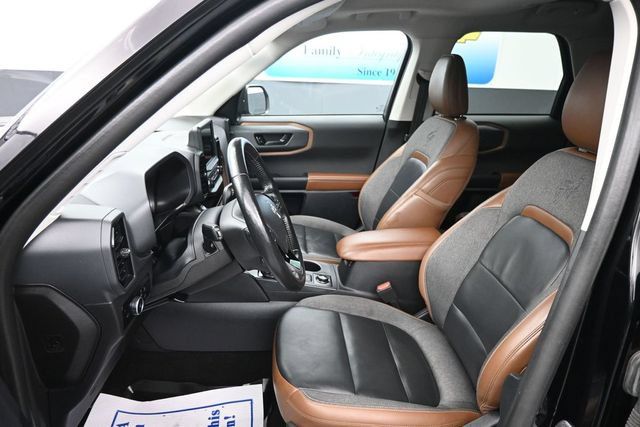 Used 2023 Ford Bronco Sport Outer Banks w/ Tech Package AWD/4WD image 11