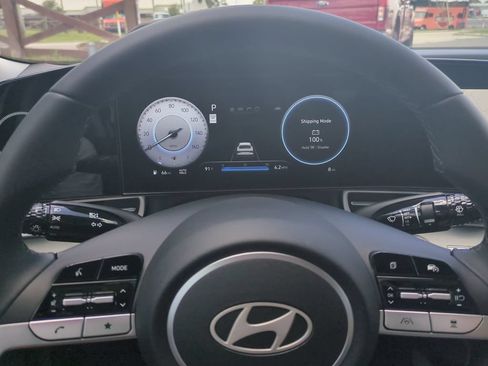 New 2026 Hyundai Elantra Limited FWD image 34