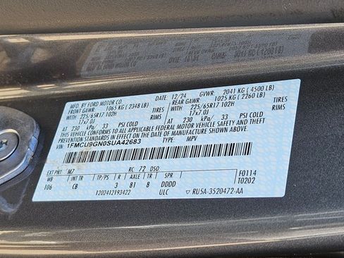 Used 2025 Ford Escape Active AWD/4WD image 23