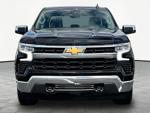 Used 2024 Chevrolet Silverado 1500 LT image 2