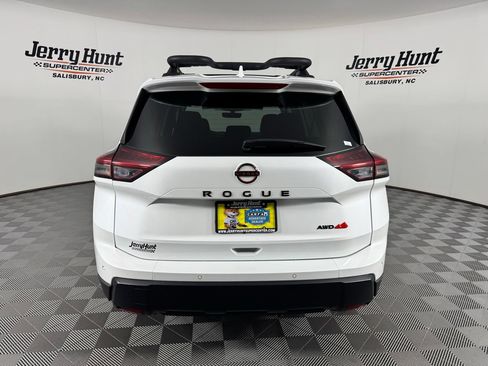 Used 2025 Nissan Rogue SV w/ Rock Creek Premium Package AWD/4WD image 7