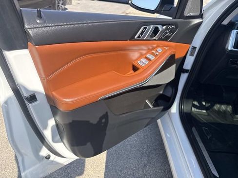 Used 2023 BMW X7 xDrive40i image 22