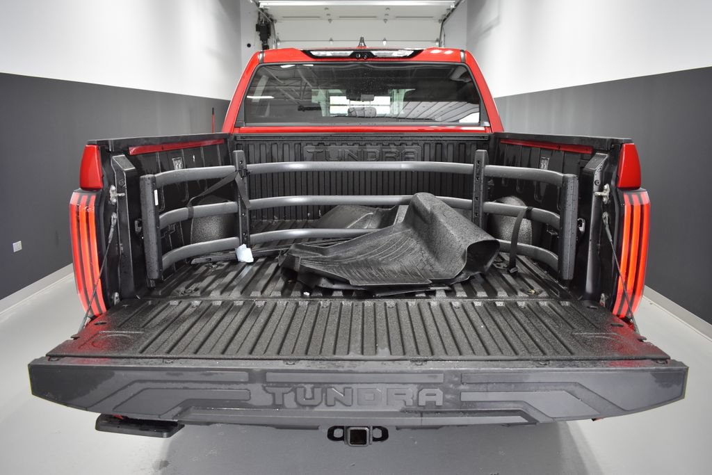 Used 2024 Toyota Tundra Limited AWD/4WD image 33