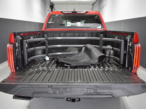 Used 2024 Toyota Tundra Limited AWD/4WD image 33