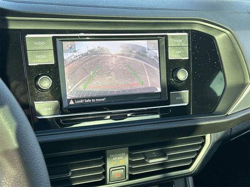 Certified 2023 Volkswagen Jetta Sport image 23