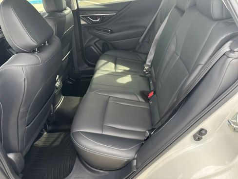 Used 2022 Subaru Outback Limited AWD/4WD image 24