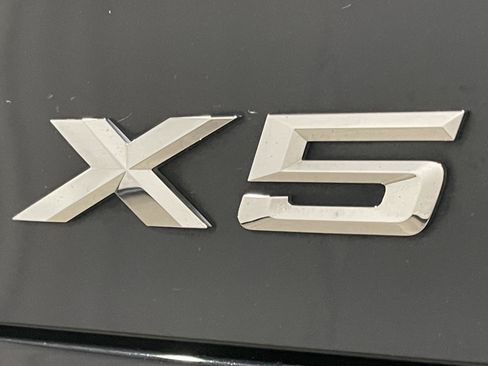 Used 2022 BMW X5 xDrive40i w/ M Sport Package AWD/4WD image 24