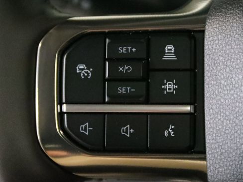 Used 2026 Ford F250 Platinum w/ Platinum Plus Package image 25