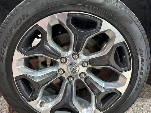 Used 2023 RAM 1500 Limited image 15