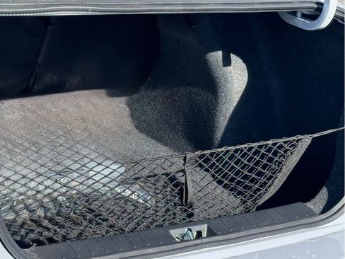 New 2025 Nissan Versa SR w/ Trunk Package image 20