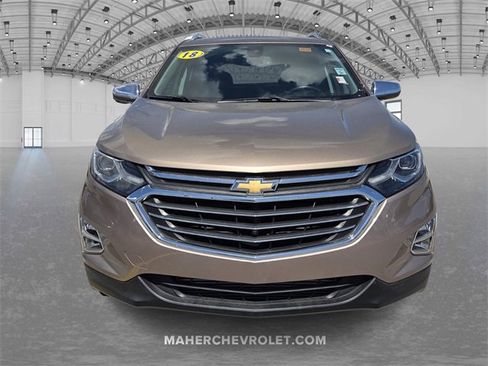 Certified 2018 Chevrolet Equinox Premier image 2