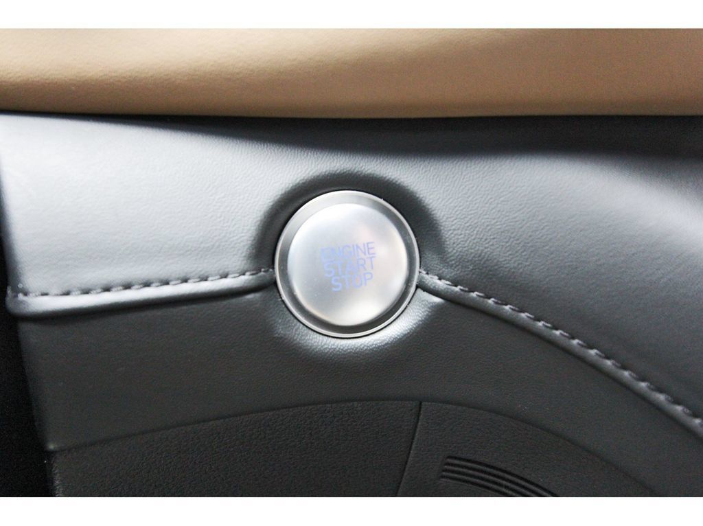 Used 2023 Hyundai Santa Fe Calligraphy FWD image 24