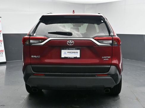 Used 2020 Toyota RAV4 Limited image 8