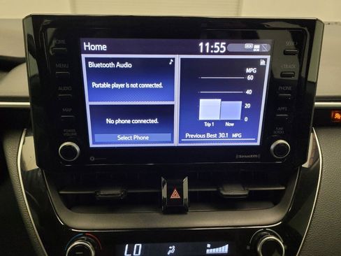 Used 2022 Toyota Corolla LE FWD image 25