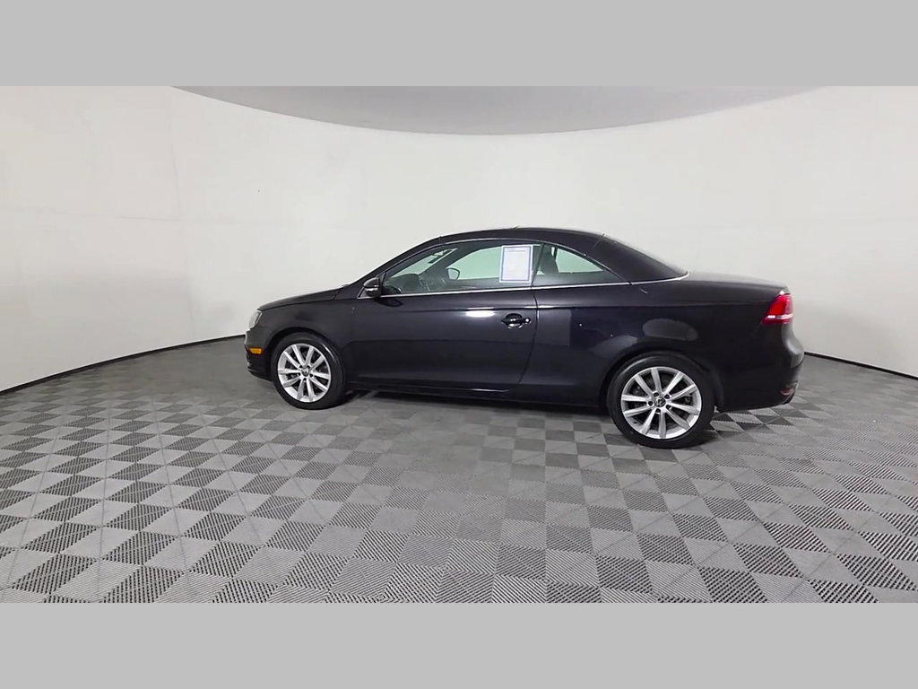 Used 2016 Volkswagen Eos Komfort FWD image 45