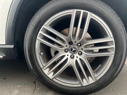 Certified 2022 Mercedes-Benz GLS 450 4MATIC image 10
