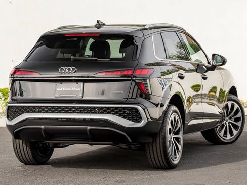 New 2026 Audi Q3 quattro 2.0T AWD/4WD image 6