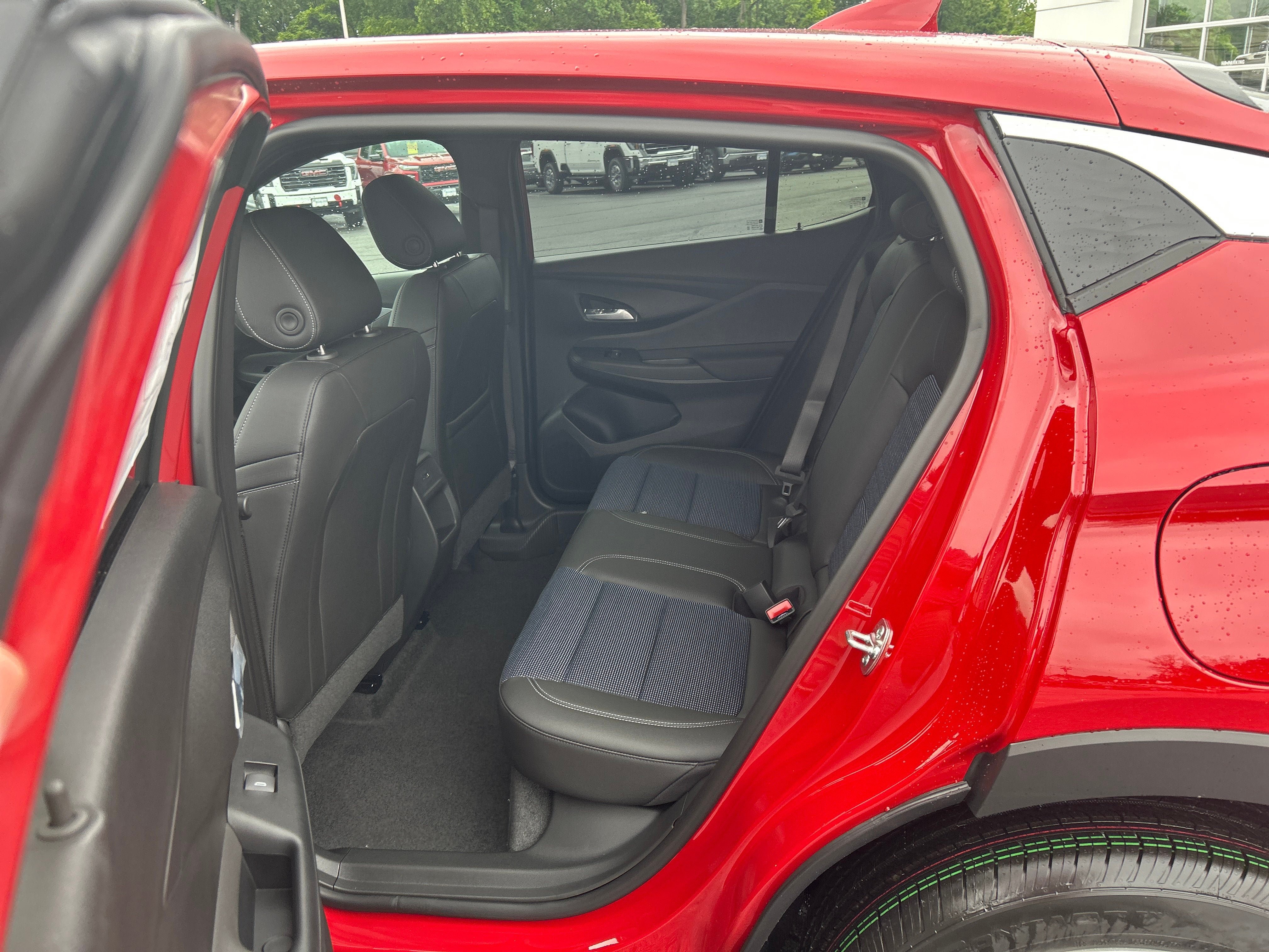 New 2026 Buick Envista Sport Touring w/ Convenience I Package FWD image 23