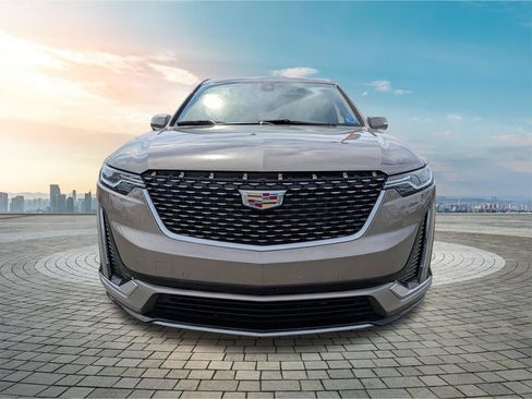 Used 2023 Cadillac XT6 Premium Luxury FWD image 10