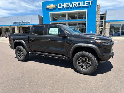 New 2026 Chevrolet Colorado ZR2 w/ Technology Package AWD/4WD image 1