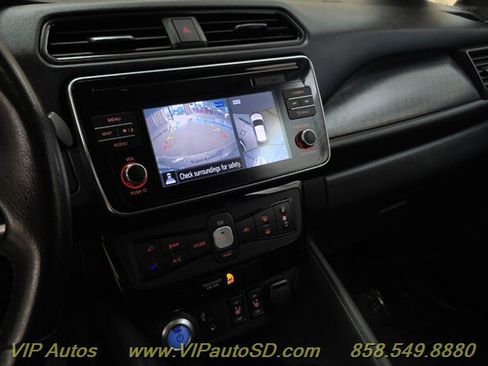 Used 2018 Nissan Leaf SL w/ SL Technology Package FWD image 19