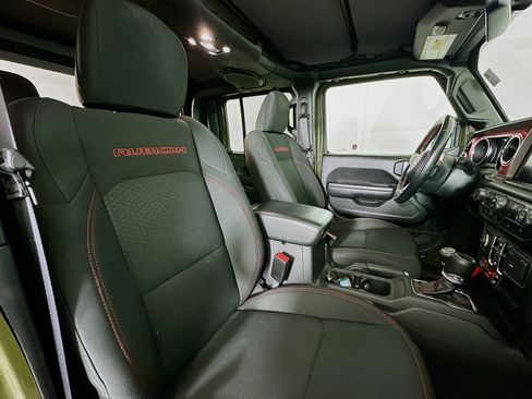 Used 2022 Jeep Gladiator Rubicon w/ Cold Weather Group image 30