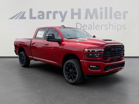 New 2026 RAM 2500 Laramie w/ Night Edition AWD/4WD image 9