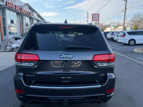 Used 2019 Jeep Grand Cherokee Overland image 3