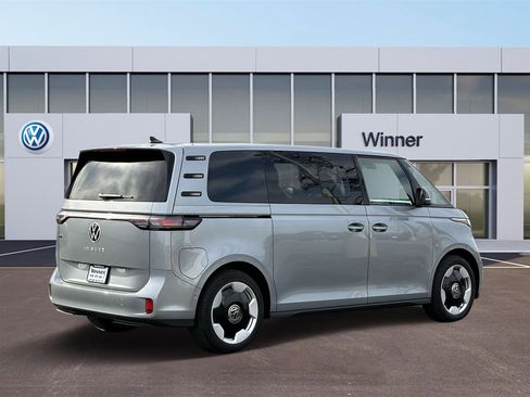New 2025 Volkswagen ID. Buzz Pro S image 5