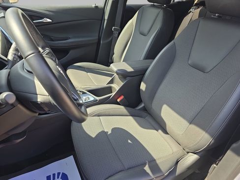 Certified 2023 Buick Encore GX Preferred w/ Cold Weather Comfort Package AWD/4WD image 15