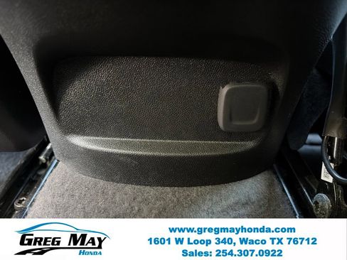 Used 2025 Chevrolet Malibu LT FWD image 19