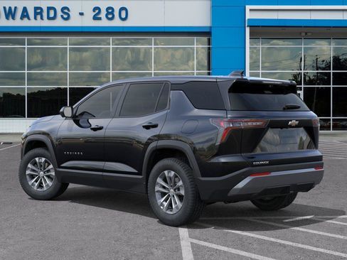 New 2026 Chevrolet Equinox LT w/ Convenience Package II FWD image 3