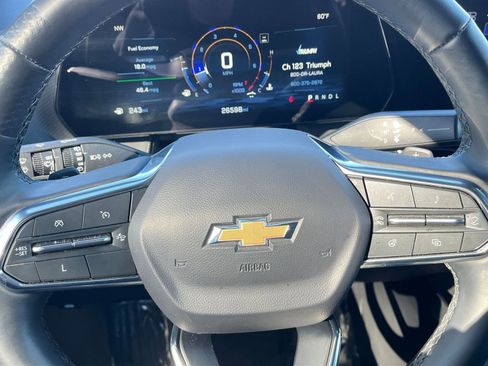 Used 2025 Chevrolet Equinox LT image 28