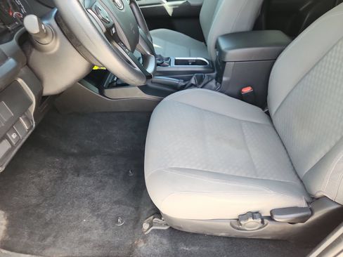 Used 2021 Toyota Tacoma SR AWD/4WD image 10
