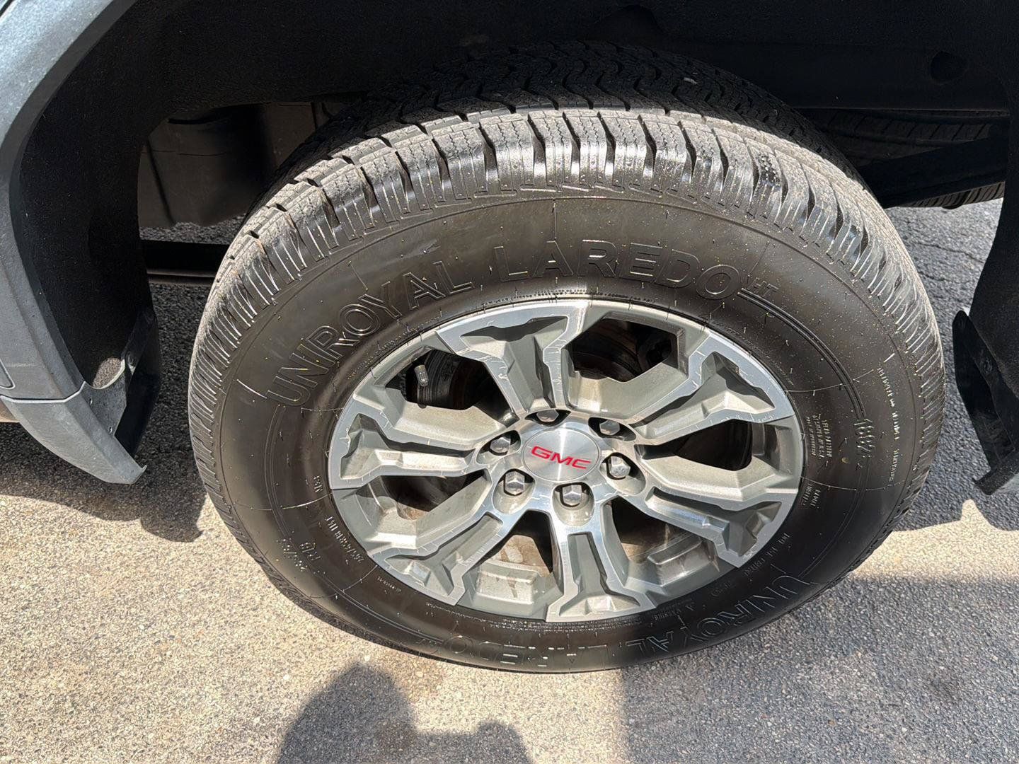 Used 2021 GMC Sierra 1500 SLE w/ Driver Alert Package I AWD/4WD image 22