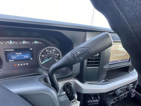 New 2026 Ford F250 XL w/ XL Chrome Package RWD image 56