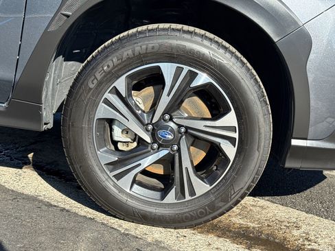 Certified 2024 Subaru Crosstrek 2.0i Premium image 4
