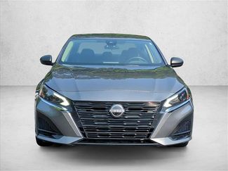 Used 2024 Nissan Altima 2.5 SV FWD video 2