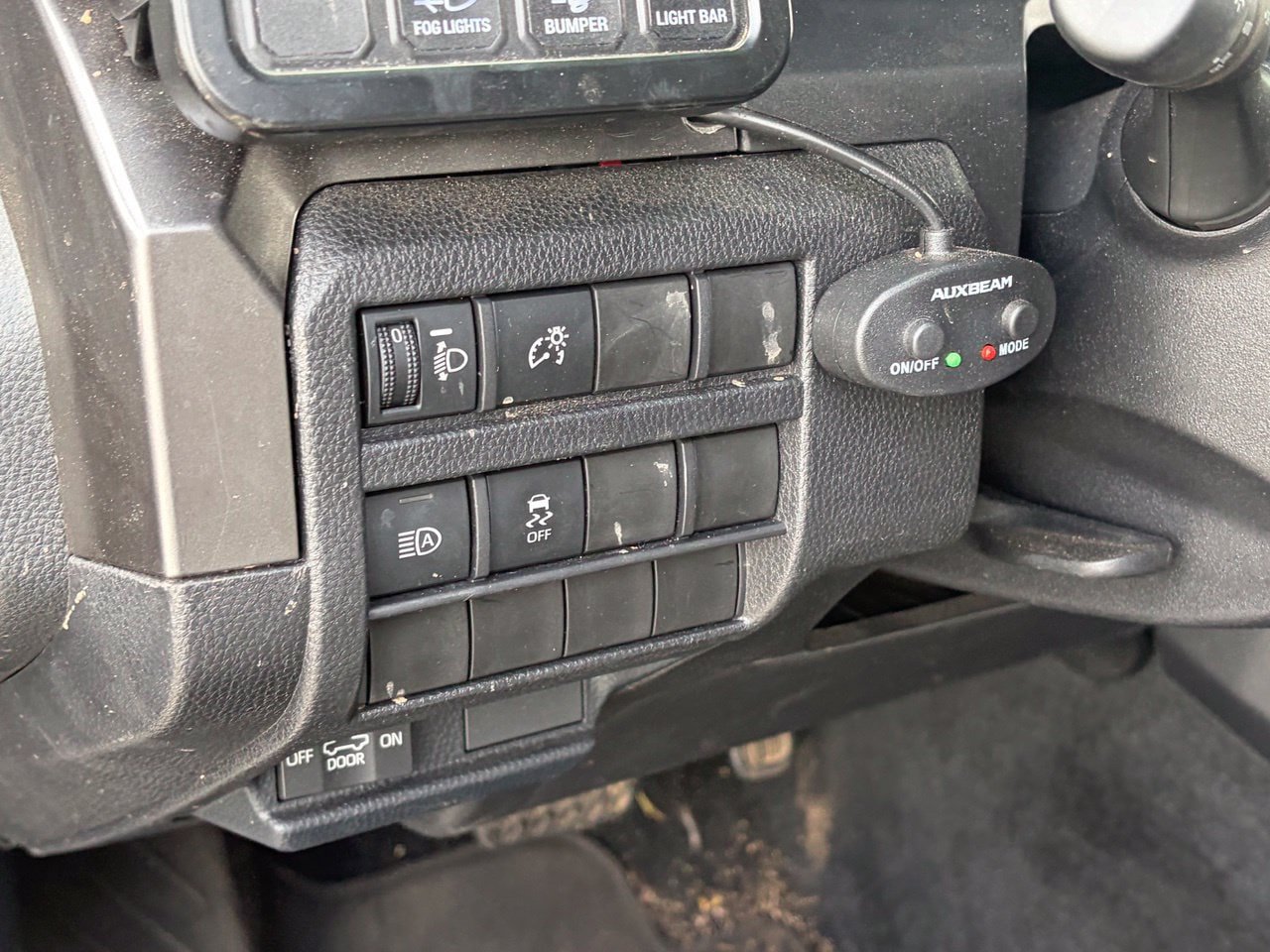 Used 2025 Toyota Tacoma SR5 RWD image 7