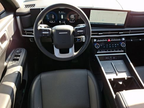 Certified 2025 Hyundai Santa Fe XRT image 11