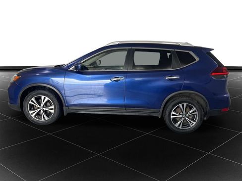 Used 2019 Nissan Rogue SV w/ Premium Package AWD/4WD image 2